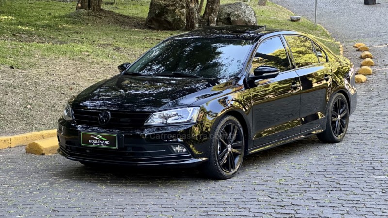 JETTA 2.0 TSI HIGHLINE 211CV GASOLINA 4P TIPTRONIC - 2016 - CAXIAS DO SUL