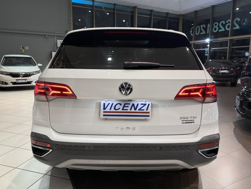 TAOS 1.4 16V HIGHLINE TSI FLEX 4P AUTOMÁTICO - 2022 - FARROUPILHA