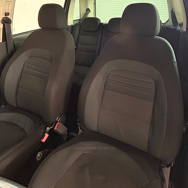 IDEA 1.4 MPI ELX 8V FLEX 4P MANUAL - 2009 - VACARIA