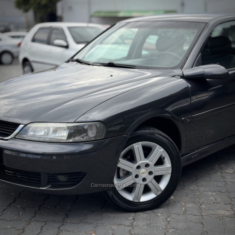 VECTRA 2.2 MPFI CD 16V GASOLINA 4P MANUAL - 2002 - CAXIAS DO SUL