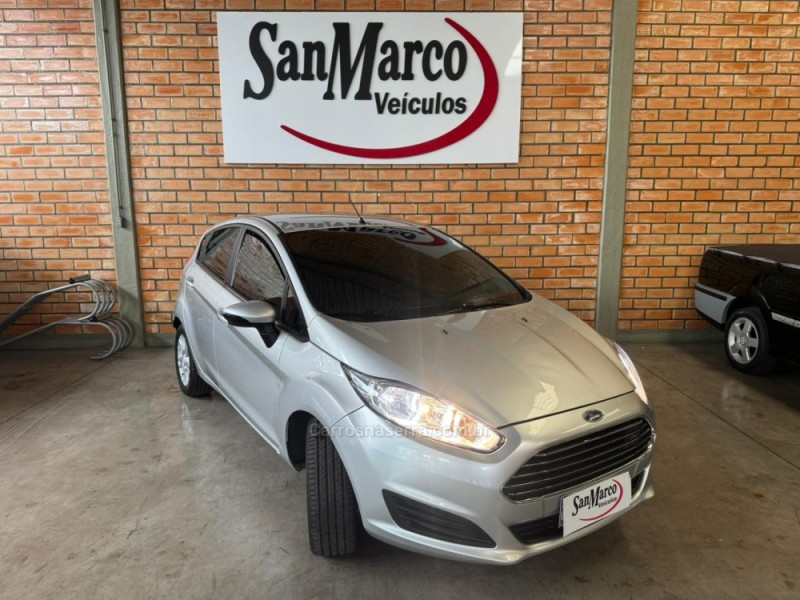 FIESTA 1.6 SE HATCH 16V FLEX 4P MANUAL - 2017 - SãO MARCOS
