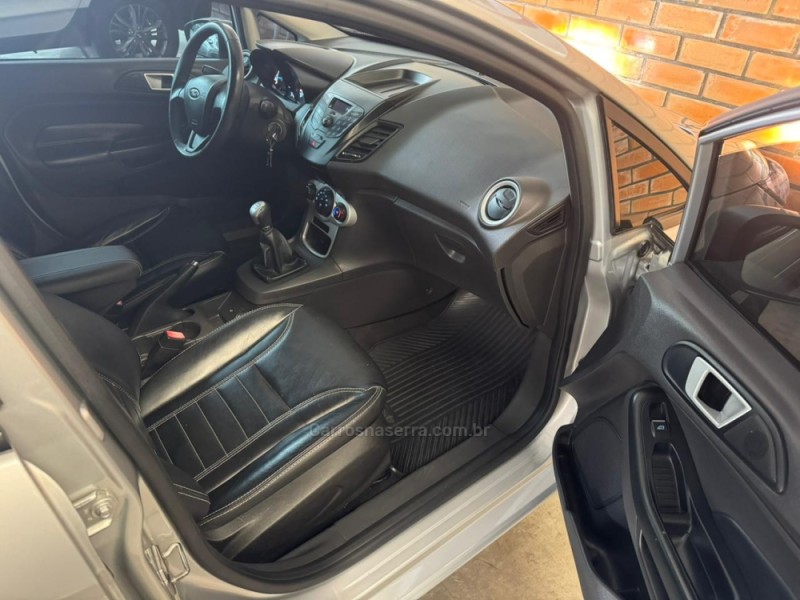 FIESTA 1.6 SE HATCH 16V FLEX 4P MANUAL - 2017 - SãO MARCOS