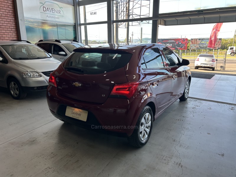 ONIX 1.0 MPFI LT 8V FLEX 4P MANUAL - 2019 - TAQUARA