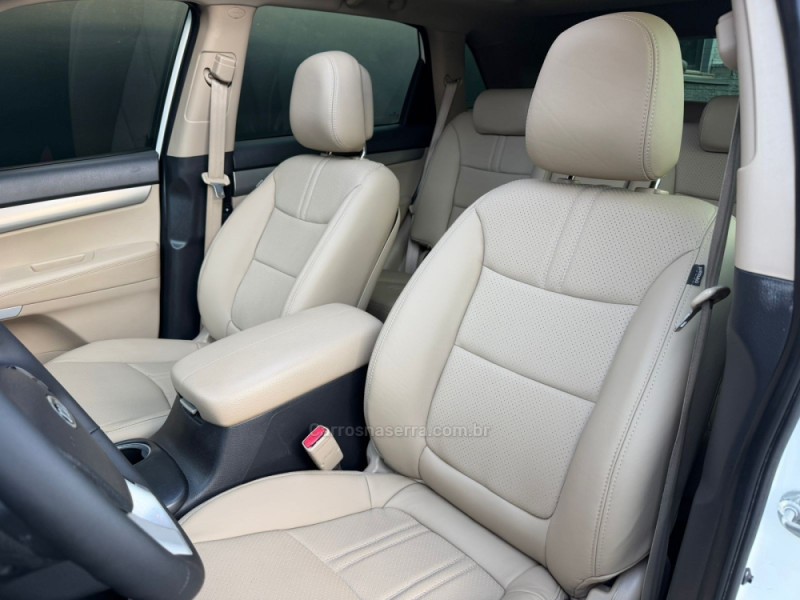 SORENTO 3.5 S.670 V6 4X4 24V GASOLINA 4P AUTOMÁTICO - 2013 - ESTâNCIA VELHA