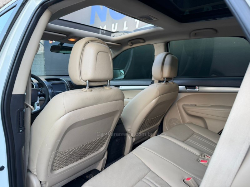 SORENTO 3.5 S.670 V6 4X4 24V GASOLINA 4P AUTOMÁTICO - 2013 - ESTâNCIA VELHA