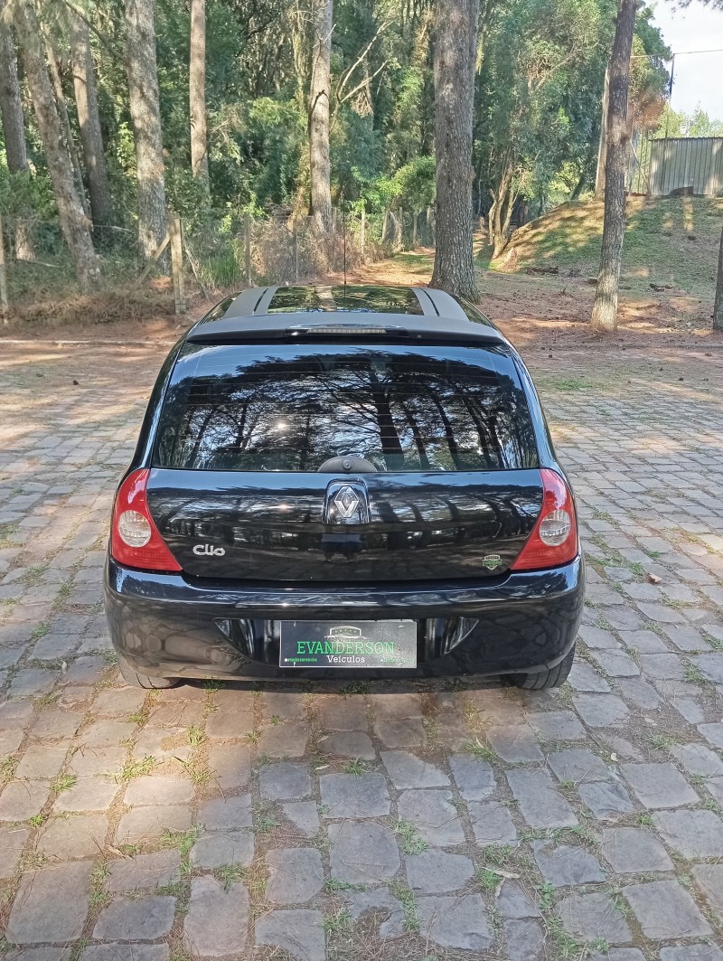 CLIO 1.0 CAMPUS 16V FLEX 2P MANUAL - 2011 - CAXIAS DO SUL