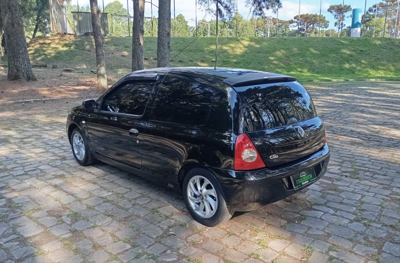 CLIO 1.0 CAMPUS 16V FLEX 2P MANUAL - 2011 - CAXIAS DO SUL