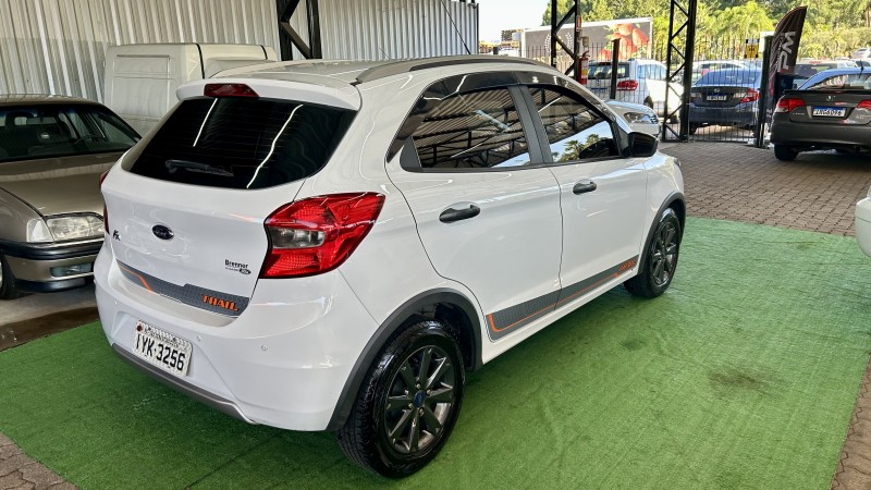 KA 1.0 TRAIL 12V FLEX 4P MANUAL - 2017 - SãO SEBASTIãO DO CAí