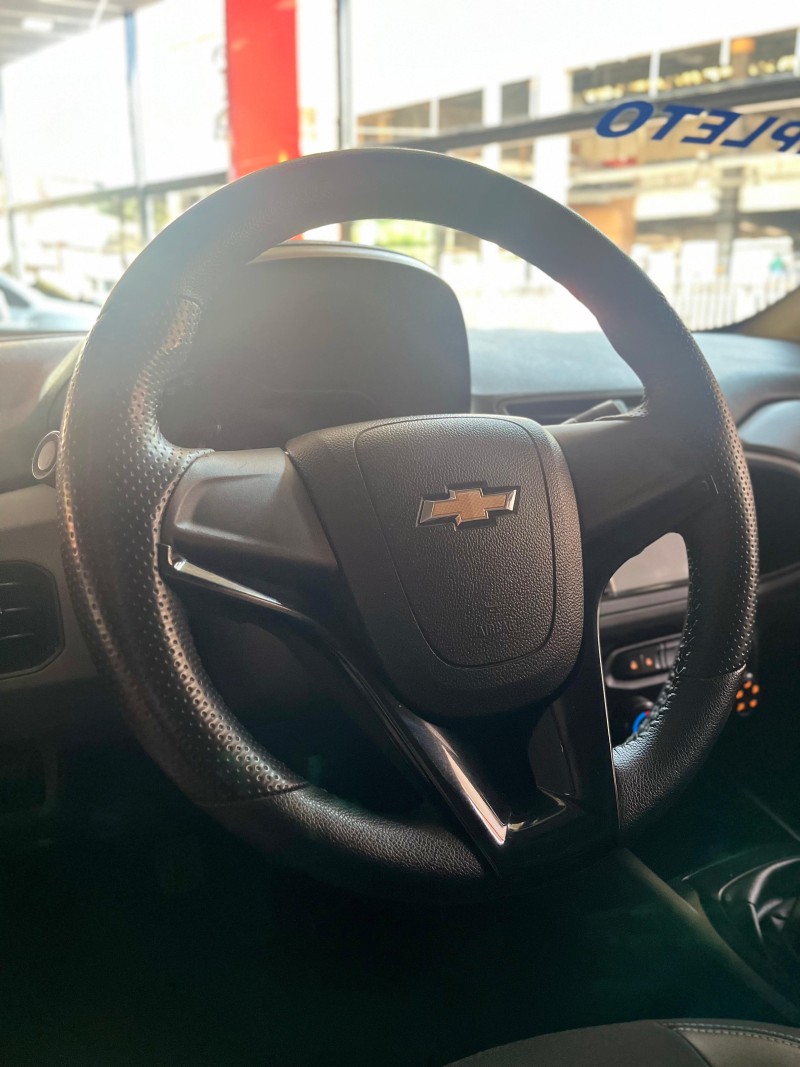 ONIX 1.0 JOY BLACK 8V FLEX 4P MANUAL - 2020 - SãO LEOPOLDO