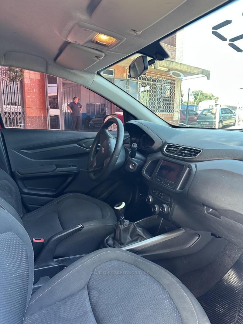 ONIX 1.4 MPFI LT 8V FLEX 4P MANUAL - 2013 - CAXIAS DO SUL