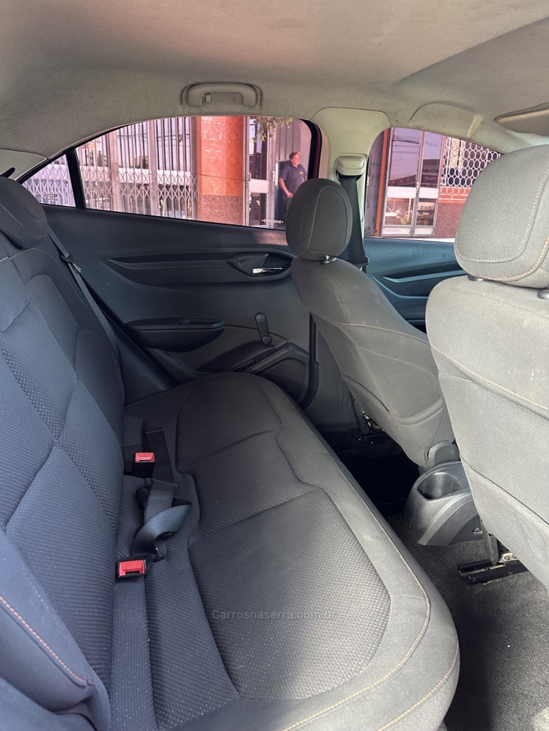 ONIX 1.4 MPFI LT 8V FLEX 4P MANUAL - 2013 - CAXIAS DO SUL