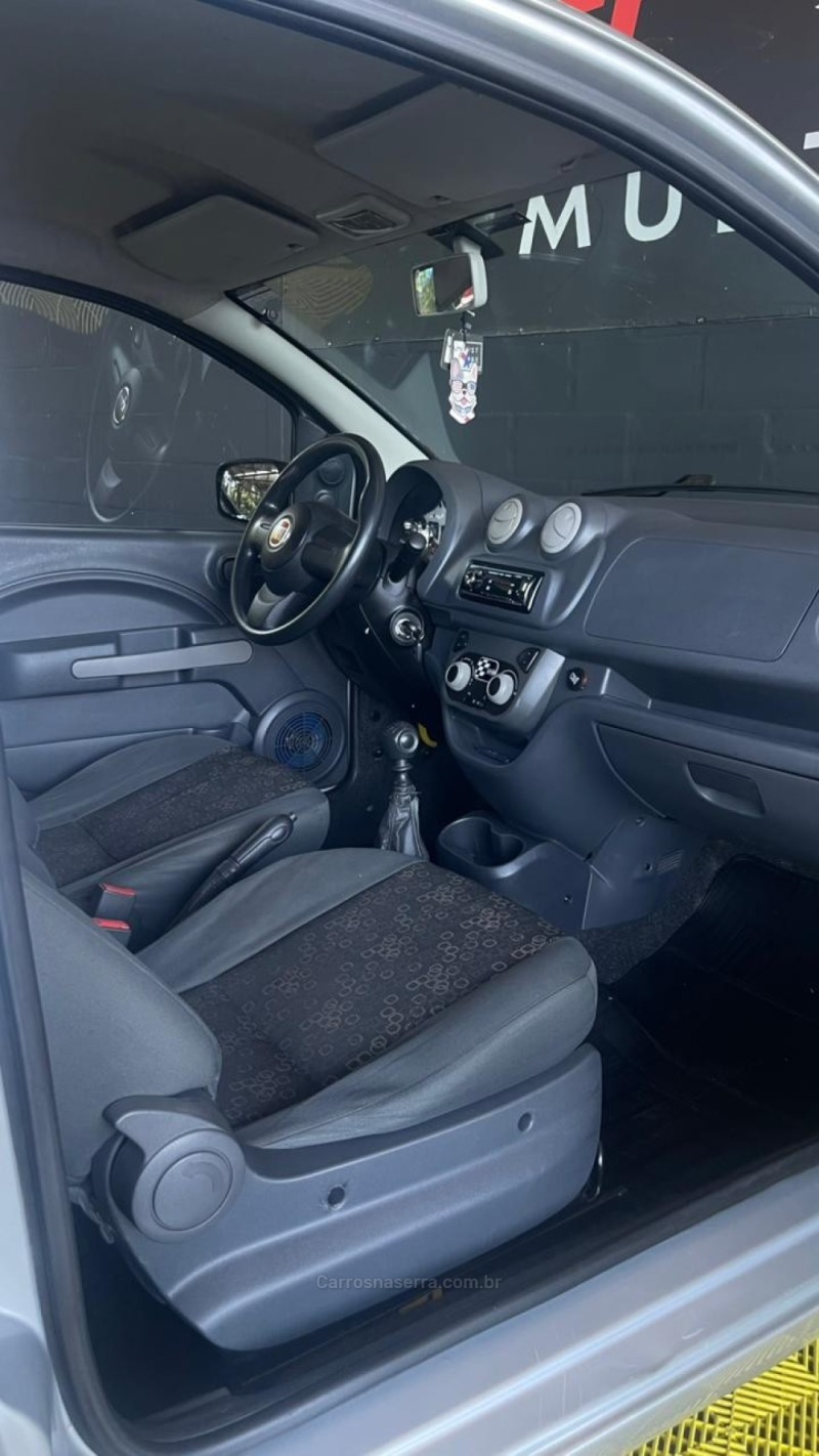 UNO 1.0 VIVACE 8V FLEX 2P MANUAL - 2012 - CAXIAS DO SUL