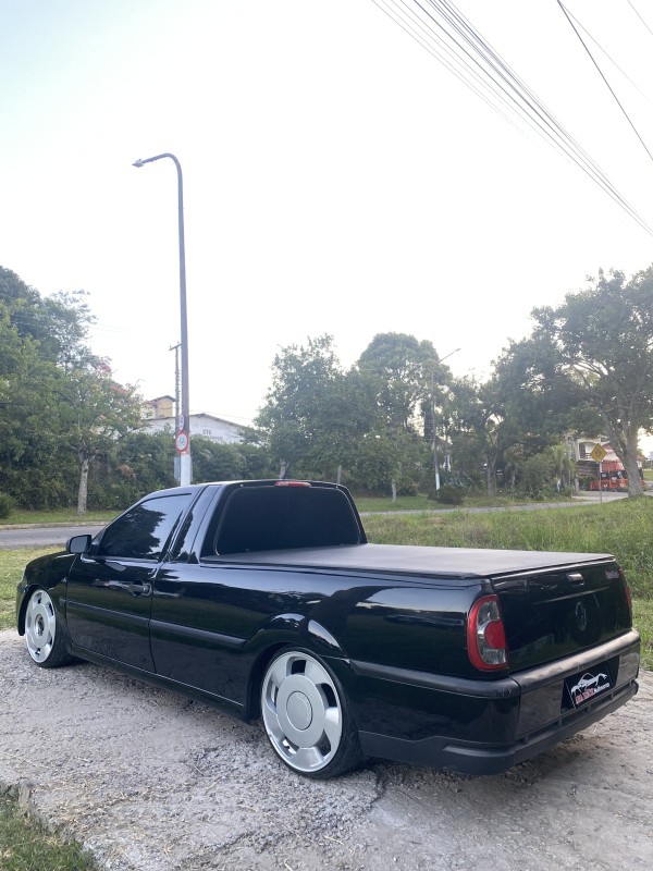 SAVEIRO 1.6 MI SUPER SURF CS 8V GASOLINA 2P MANUAL G.III - 2003 - CAXIAS DO SUL