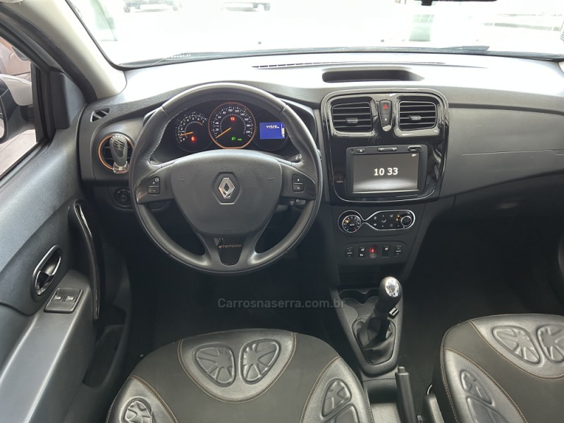 SANDERO 1.6 STEPWAY 16V DYNAMIQUE FLEX 4P MANUAL - 2020 - TAQUARA