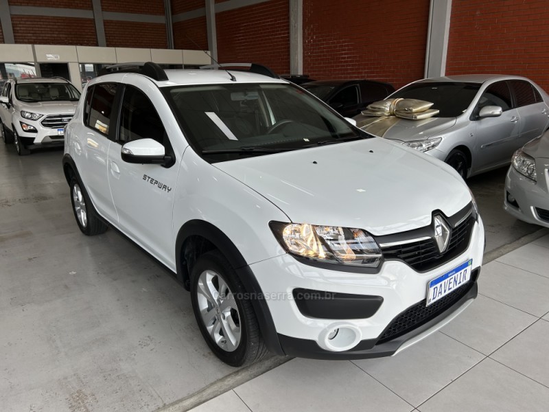 SANDERO 1.6 STEPWAY 16V DYNAMIQUE FLEX 4P MANUAL