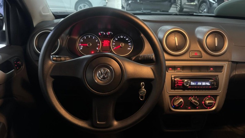 VOYAGE 1.6 MI TREND 8V FLEX 4P MANUAL - 2013 - ESTâNCIA VELHA