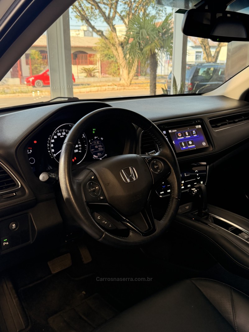 HR-V 1.8 16V FLEX TOURING 4P AUTOMÁTICO - 2017 - FARROUPILHA
