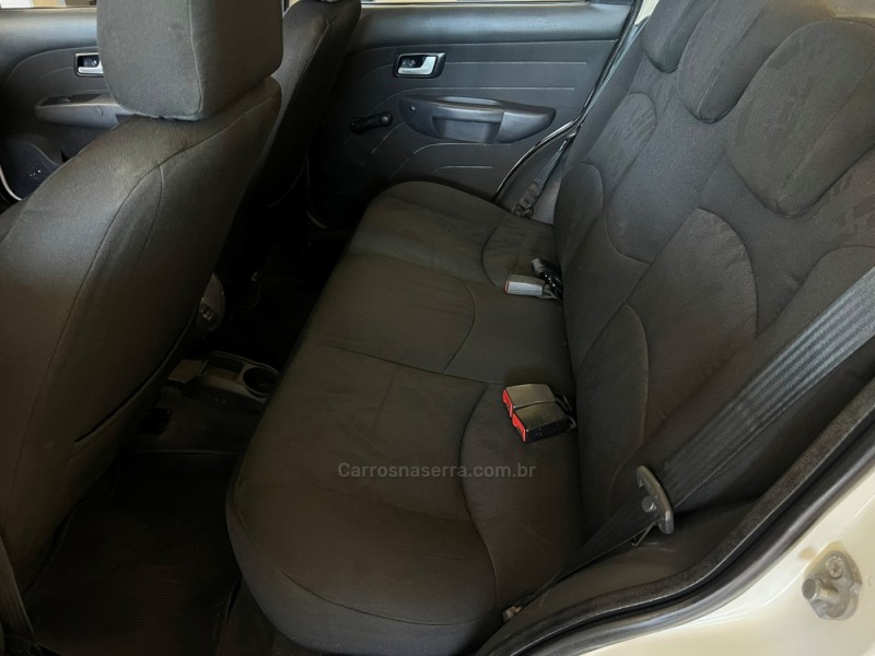 SIENA 1.0 MPI EL 8V FLEX 4P MANUAL - 2011 - SAPIRANGA