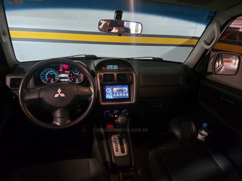 PAJERO TR4 2.0 4X2 16V 140CV FLEX 4P AUTOMÁTICO - 2014 - CAXIAS DO SUL