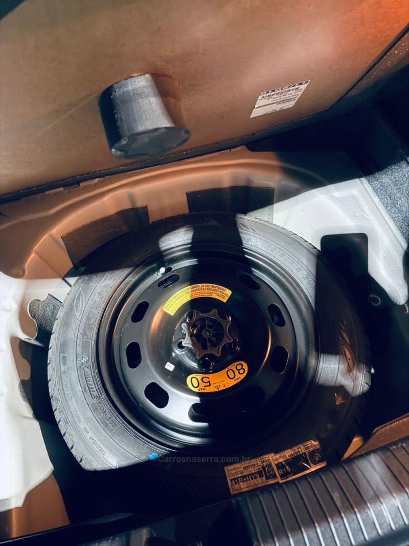 POLO 1.0	200 TSI HIGHLINE AUTOMÁTICO  - 2020 - CAXIAS DO SUL