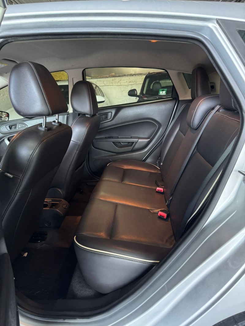 FIESTA 1.6 SE HATCH 16V FLEX 4P MANUAL - 2013 - CAXIAS DO SUL