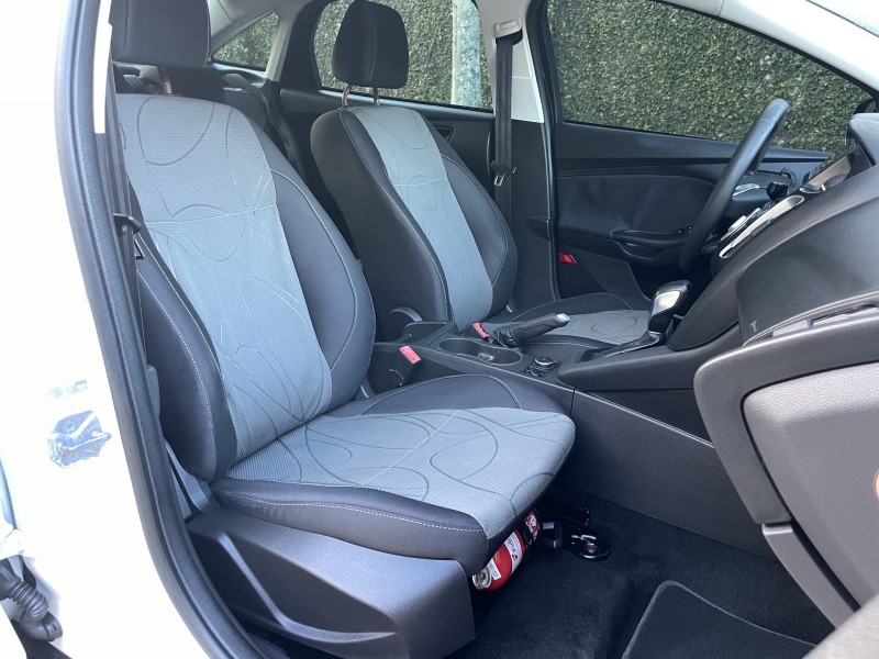 FOCUS 2.0 S SEDAN 16V FLEX 4P AUTOMÁTICO - 2014 - CAXIAS DO SUL