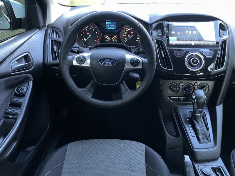 FOCUS 2.0 S SEDAN 16V FLEX 4P AUTOMÁTICO - 2014 - CAXIAS DO SUL