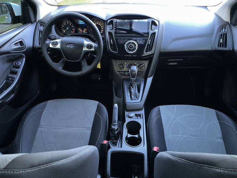 FOCUS 2.0 S SEDAN 16V FLEX 4P AUTOMÁTICO - 2014 - CAXIAS DO SUL