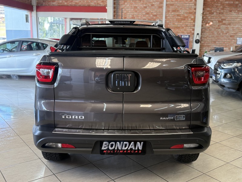 TORO 2.0 16V TURBO DIESEL RANCH AT 4X4 AUTOMÁTICO - 2022 - FARROUPILHA