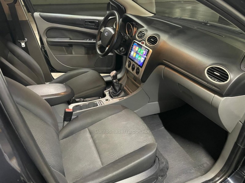 FOCUS 1.6 8V GASOLINA 4P MANUAL - 2013 - CAXIAS DO SUL