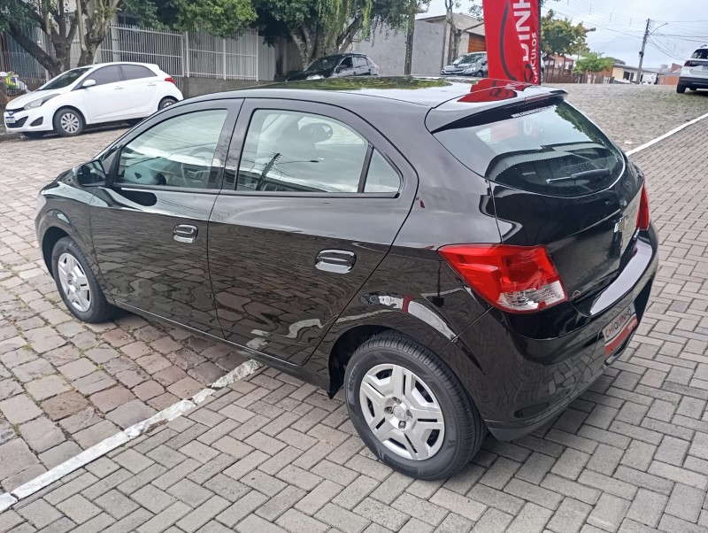 ONIX 1.0 MPFI LT 8V FLEX 4P MANUAL - 2014 - CAXIAS DO SUL