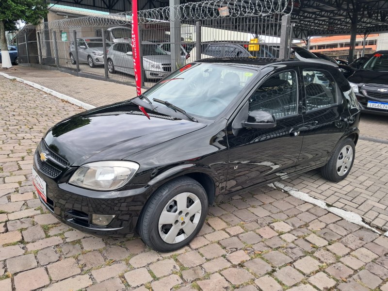 CELTA 1.0 MPFI LT 8V FLEX 4P MANUAL