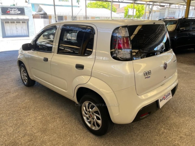 UNO 1.0 FIREFLY FLEX ATTRACTIVE 4P MANUAL - 2017 - CAXIAS DO SUL