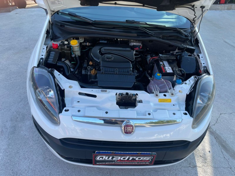 PUNTO 1.4 ATTRACTIVE ITALIA 8V FLEX 4P MANUAL - 2013 - CAXIAS DO SUL