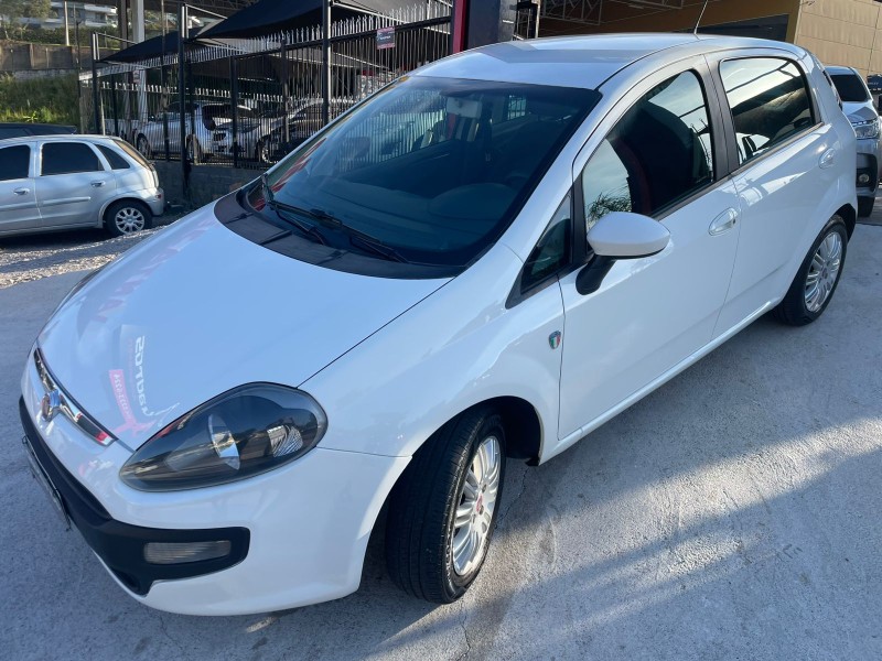 PUNTO 1.4 ATTRACTIVE ITALIA 8V FLEX 4P MANUAL - 2013 - CAXIAS DO SUL
