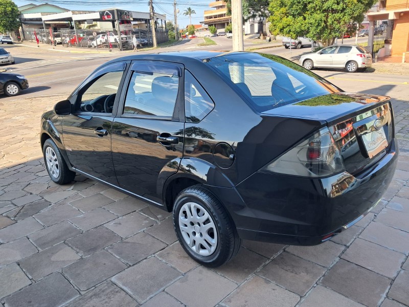 FIESTA 1.6 ROCAM SEDAN 8V FLEX 4P MANUAL - 2012 - CAXIAS DO SUL