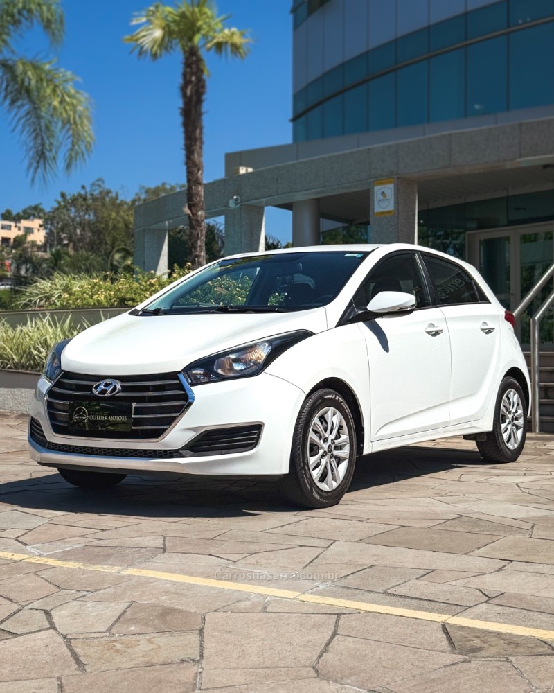 HB20 1.0 COMFORT PLUS 12V FLEX 4P MANUAL - 2018 - NOVO HAMBURGO