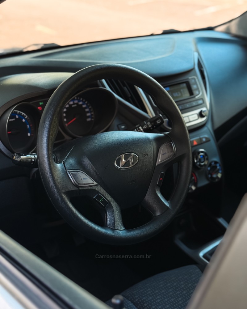 HB20 1.0 COMFORT PLUS 12V FLEX 4P MANUAL - 2018 - NOVO HAMBURGO