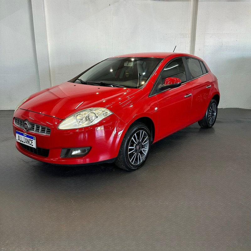 bravo 1.8 essence 16v flex 4p automatizado 2014 caxias do sul