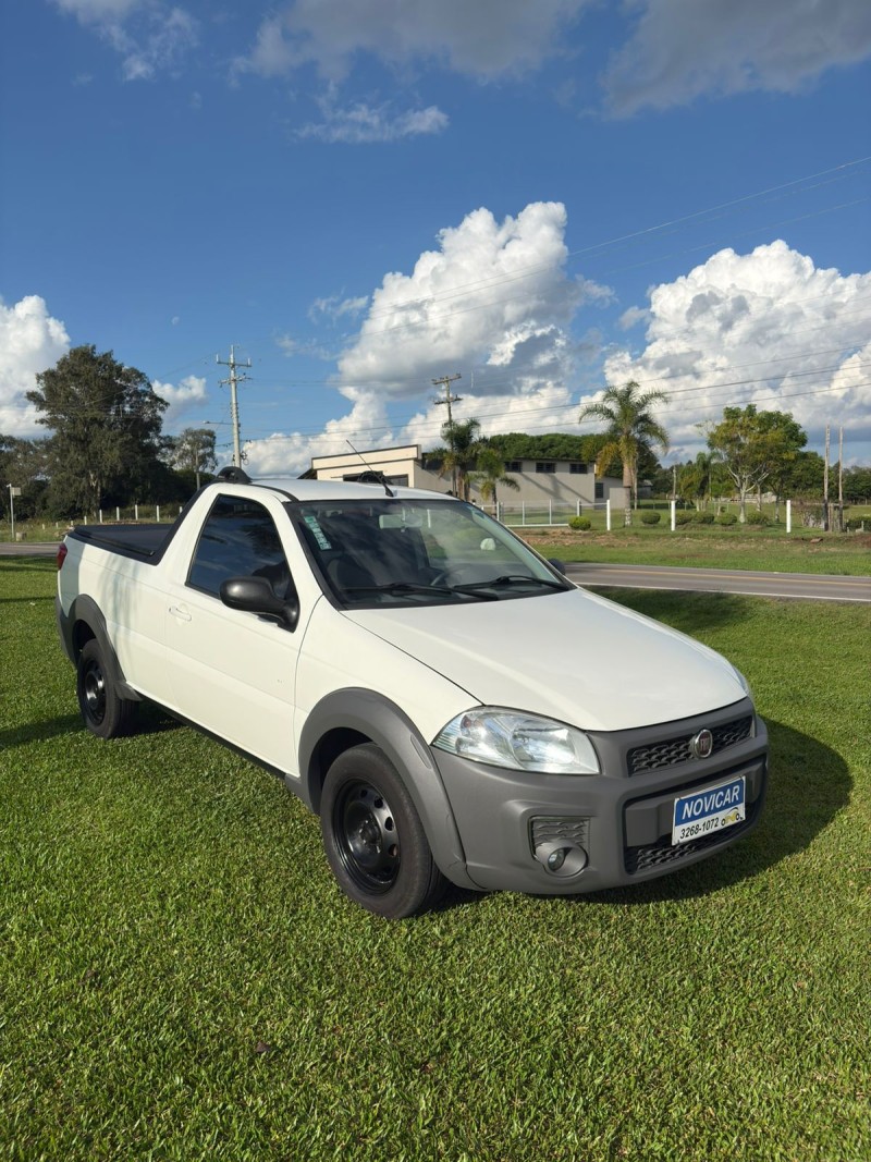 STRADA 1.4 MPI HARD WORKING CS 8V FLEX 2P MANUAL - 2017 - FARROUPILHA