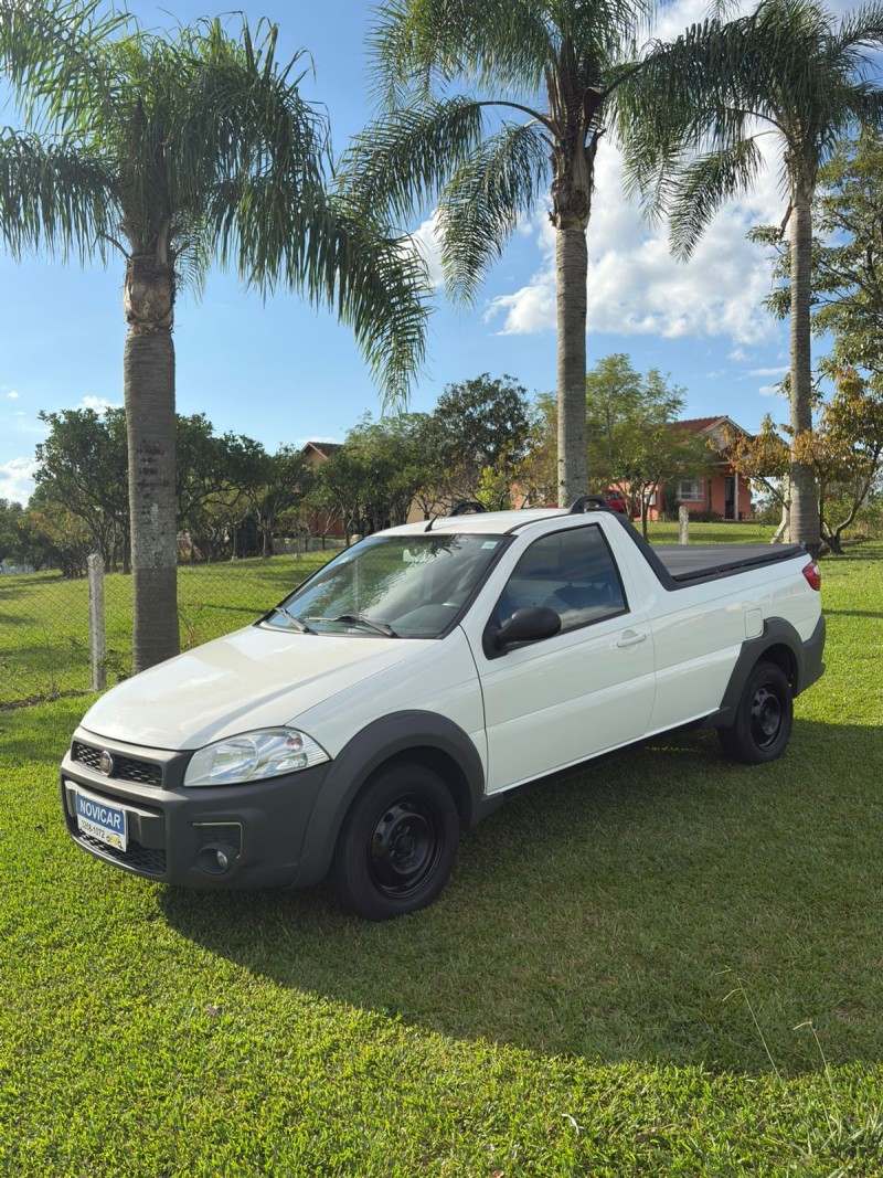 strada 1.4 mpi hard working cs 8v flex 2p manual 2017 farroupilha