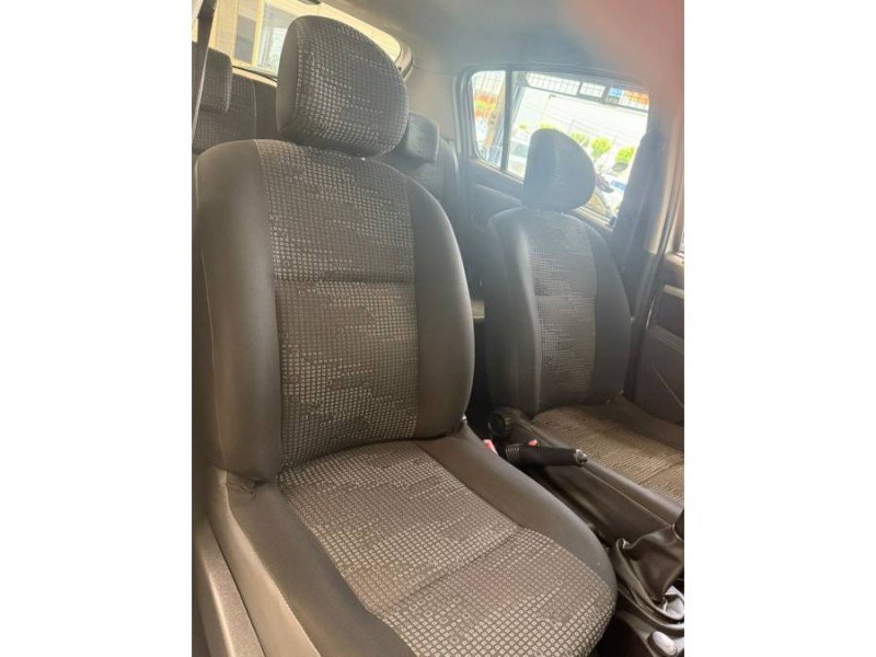 SANDERO 1.0 EXPRESSION 16V FLEX 4P MANUAL - 2011 - CAXIAS DO SUL