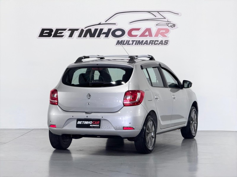 SANDERO  - 2015 - ESTâNCIA VELHA