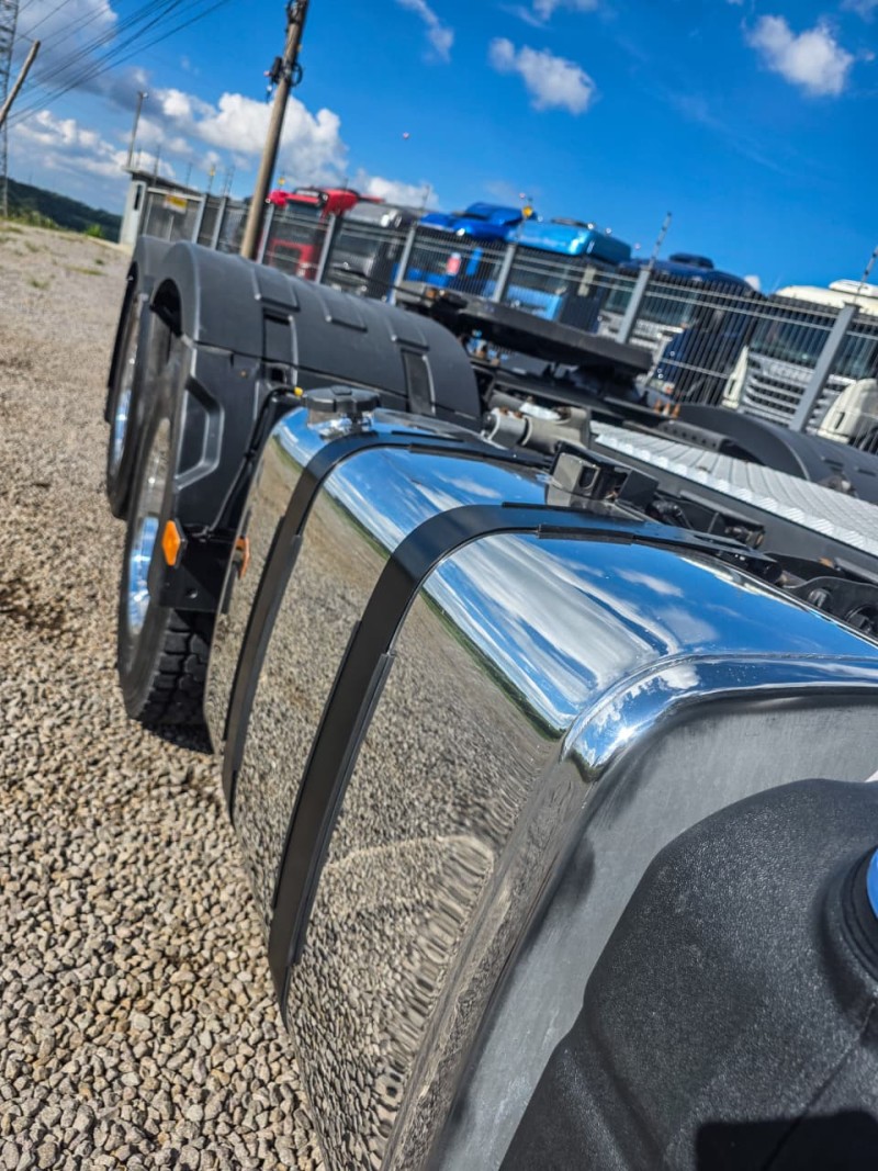 FH 520 GLOBETROTTER 6X2 - 2022 - GARIBALDI