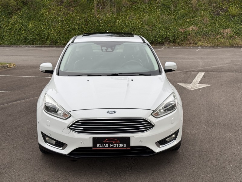 FOCUS 2.0 TITANIUM PLUS HATCH 16V FLEX 4P AUTO - 2016 - BENTO GONçALVES