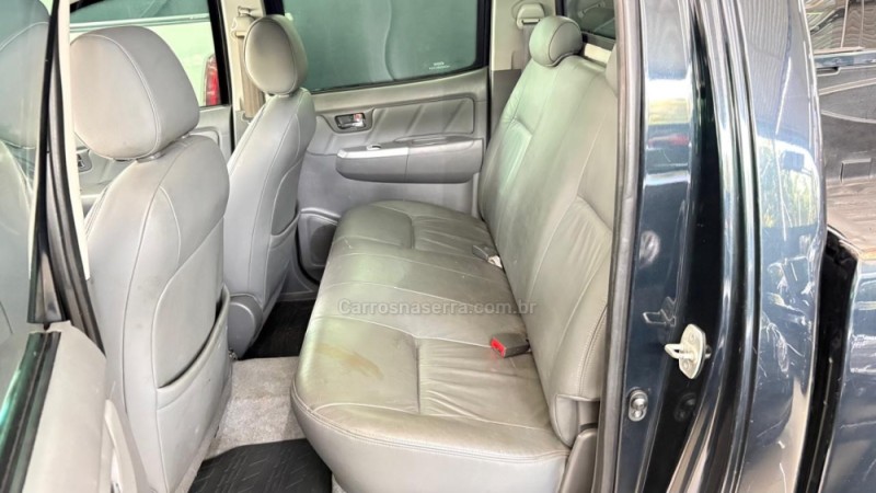 HILUX 3.0 SR 4X4 CD 16V TURBO INTERCOOLER DIESEL 4P AUTOMÁTICO - 2012 - CAXIAS DO SUL