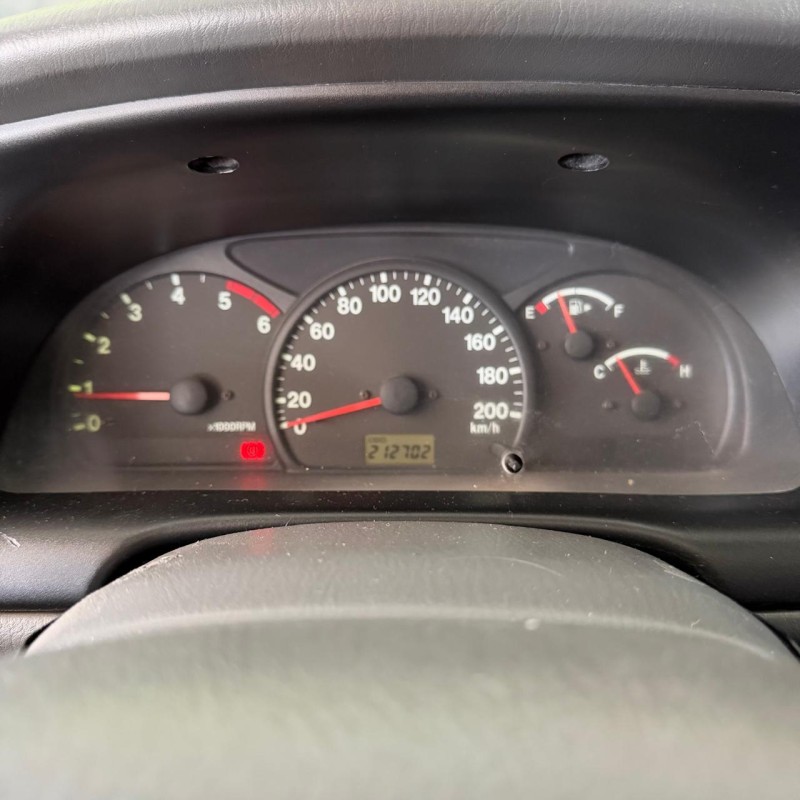 TRACKER 2.0 4X4 8V TURBO INTERCOOLER DIESEL 4P MANUAL - 2004 - CAXIAS DO SUL