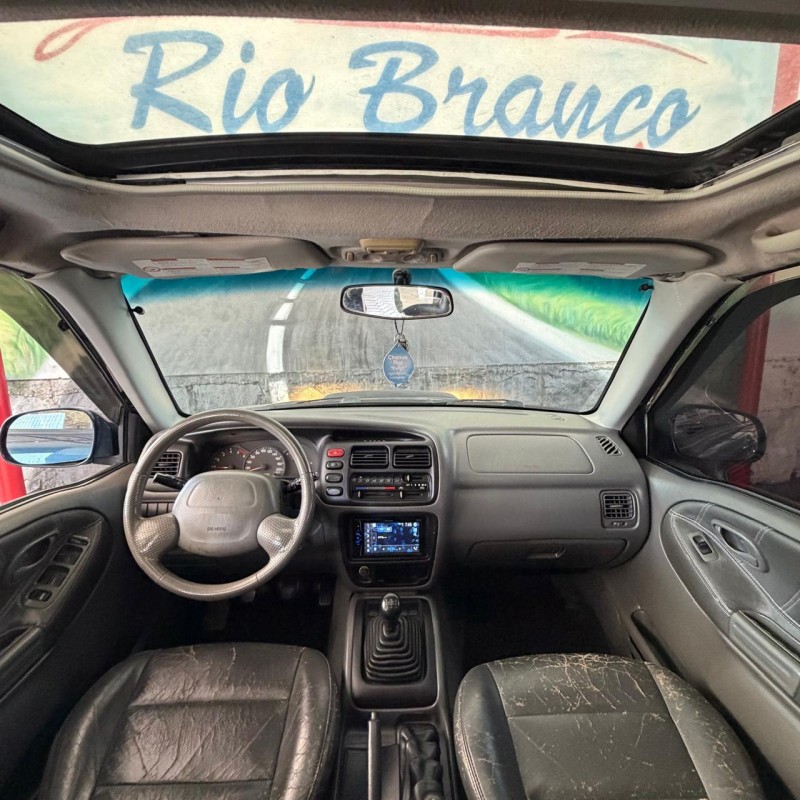 TRACKER 2.0 4X4 8V TURBO INTERCOOLER DIESEL 4P MANUAL - 2004 - CAXIAS DO SUL