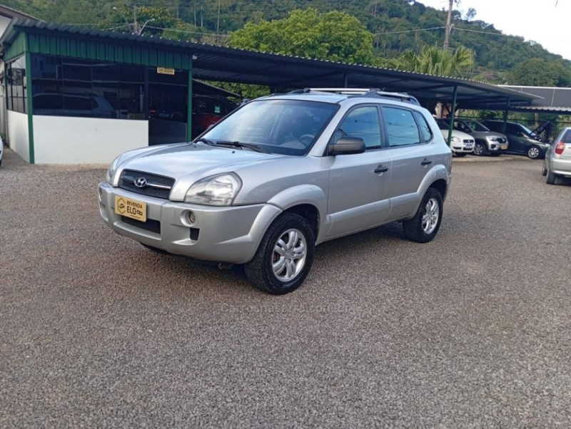 tucson 2.0 gl 2wd 16v gasolina 4p manual 2008 picada cafe
