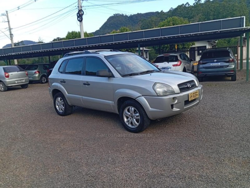 TUCSON 2.0 GL 2WD 16V GASOLINA 4P MANUAL - 2008 - PICADA CAFé